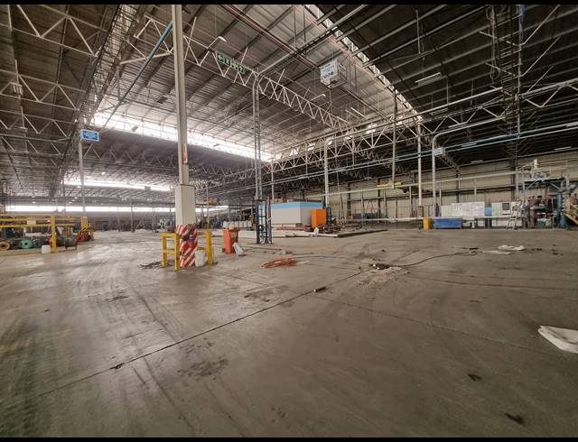 27,809M² WAREHOUSE TO LET IN ELANDSFONTEIN